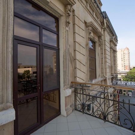 Passaje Old Hotel Baku Bagian luar foto