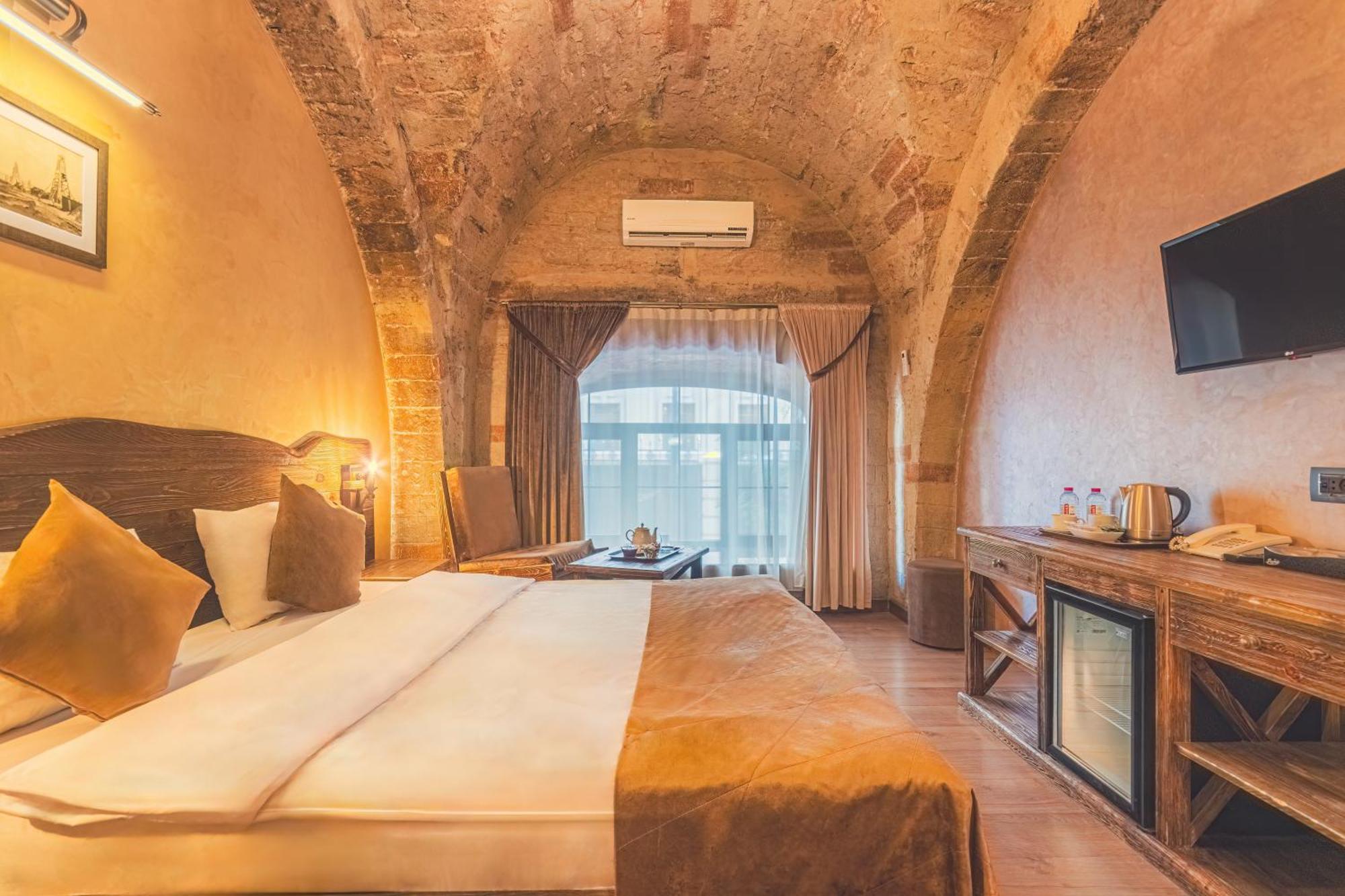 Passaje Old Hotel Baku Bagian luar foto