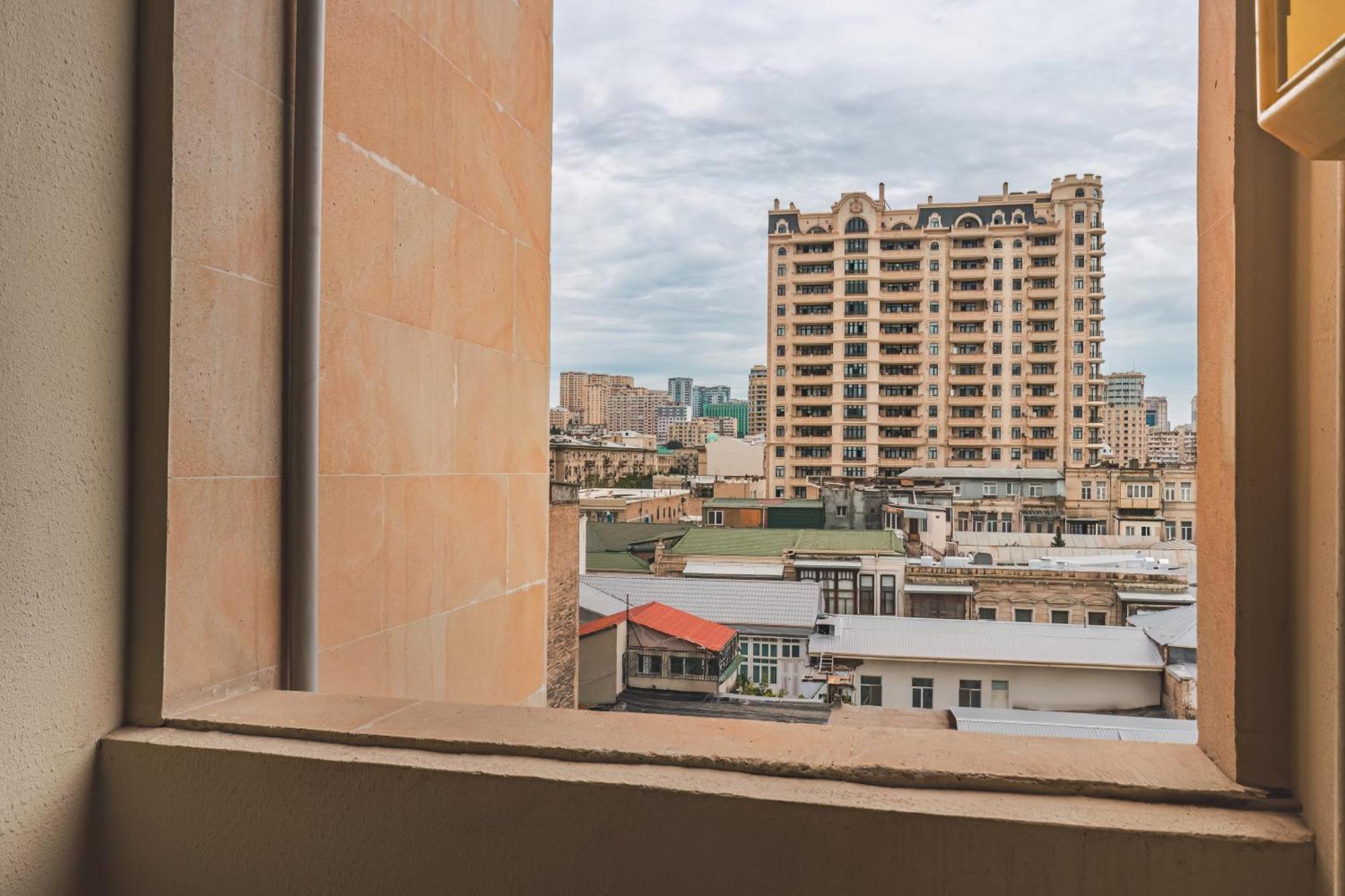 Passaje Old Hotel Baku Bagian luar foto