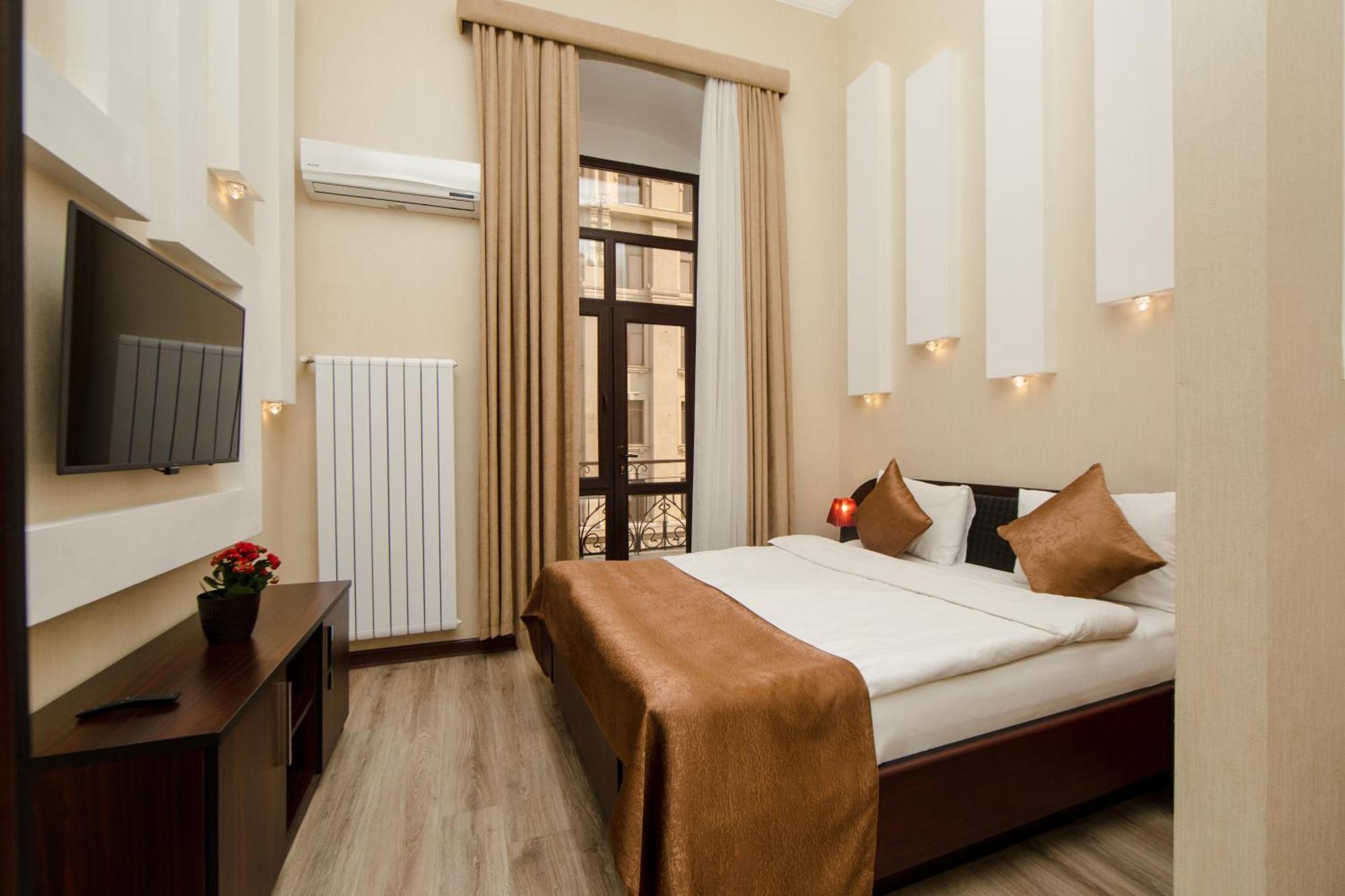 Passaje Old Hotel Baku Bagian luar foto